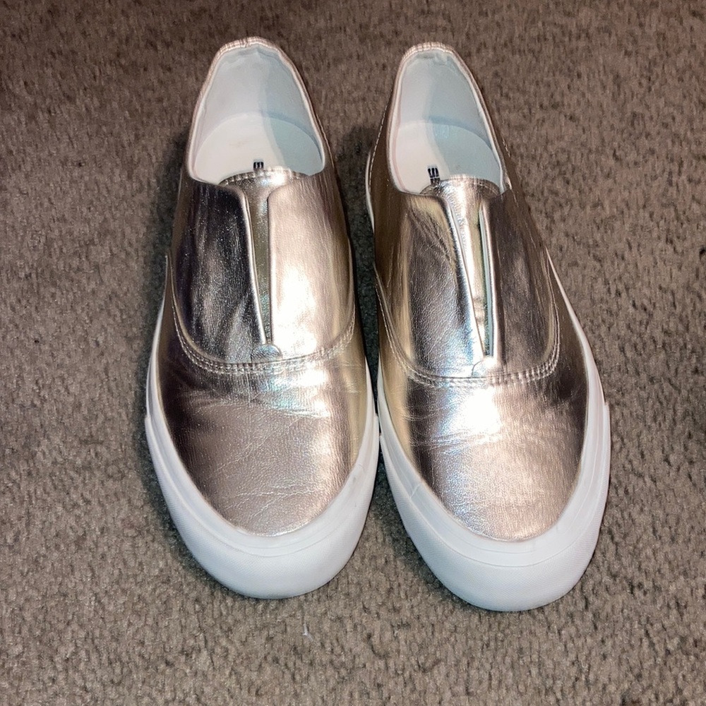 Seavees slip on shoes - no signs of wear
